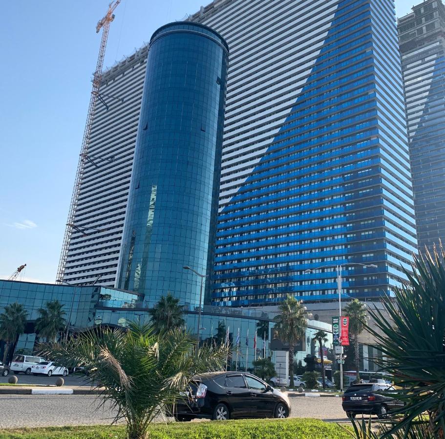 Orbi City Sea View Hotell Batumi Exteriör bild